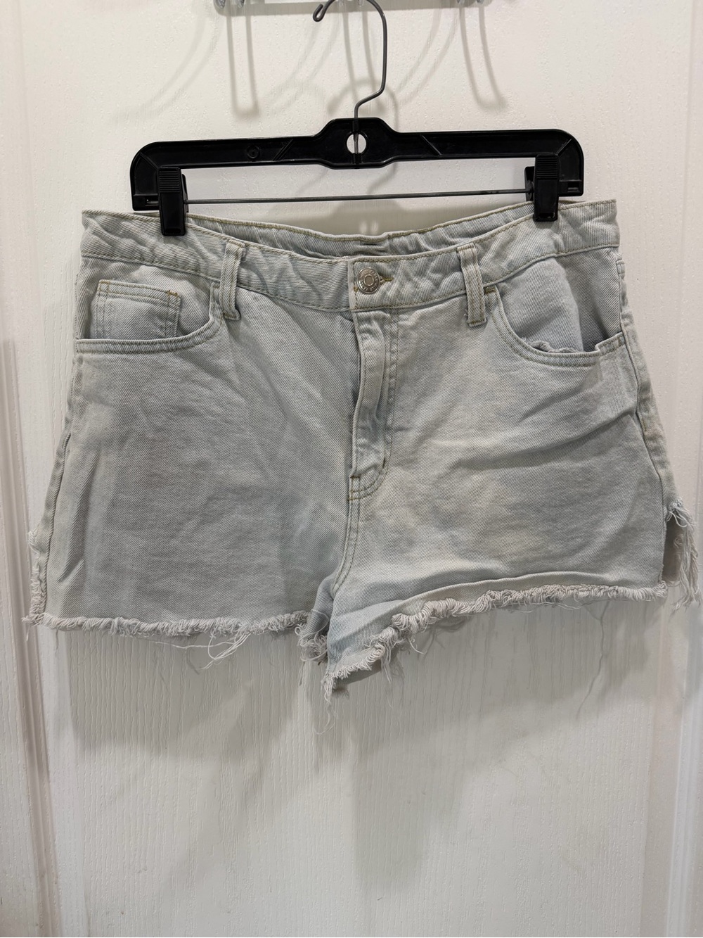 wild fable Light Wash Frayed Hem Denim Shorts
